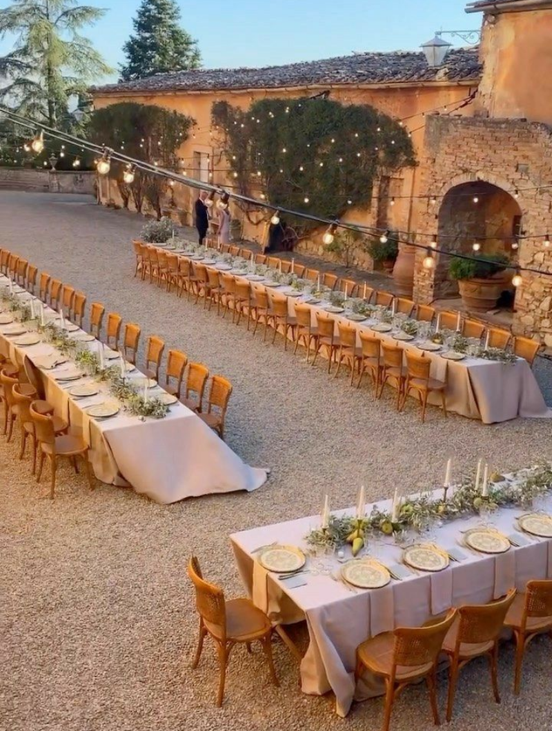 Ambiance mariage à l'italienne tables banquet dressage dolce vita Ambiance mariage à l'italienne tables banquet dressage dolce vita