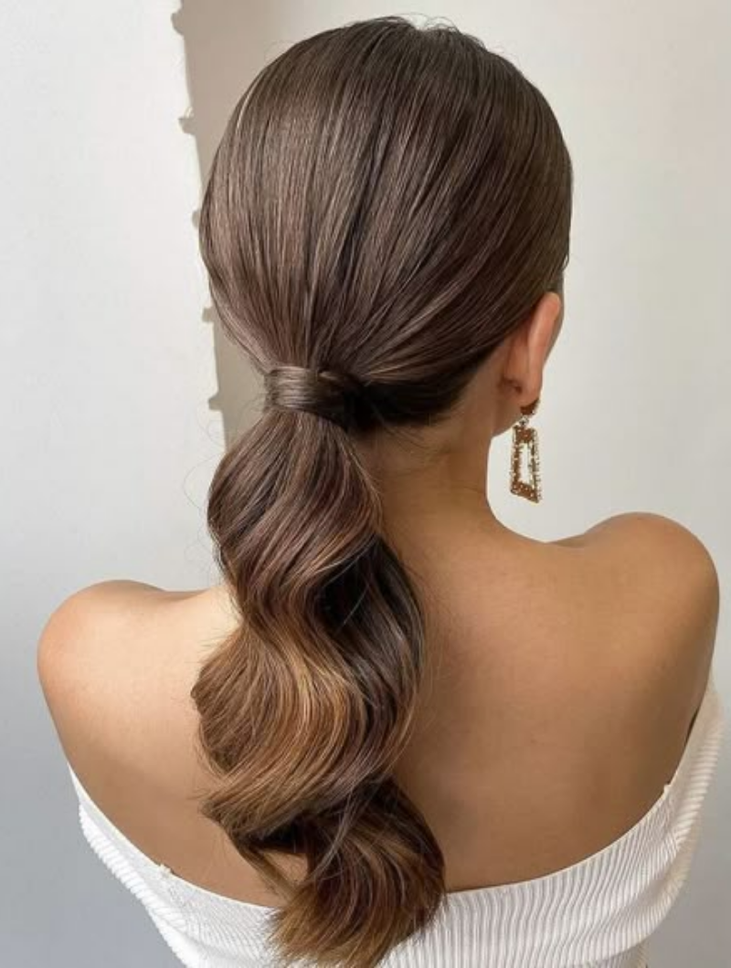 Queue de cheval basse élégante Queue de cheval basse élégante